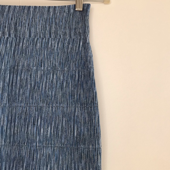 BCBG MAXAZRIA BANDAGE PENCIL SKIRT - Picture 2 of 4